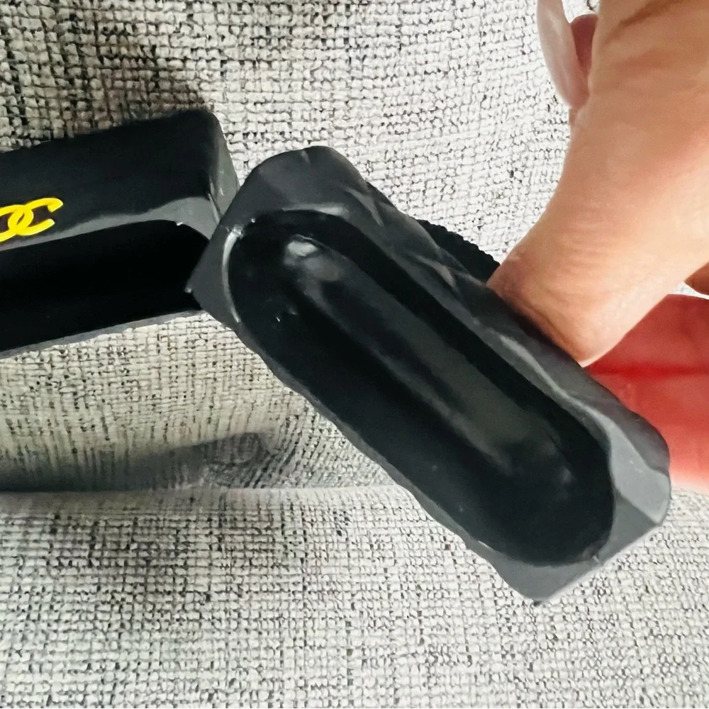 Black CC Mini AirPod Case with Clip - Picture 6 of 7
